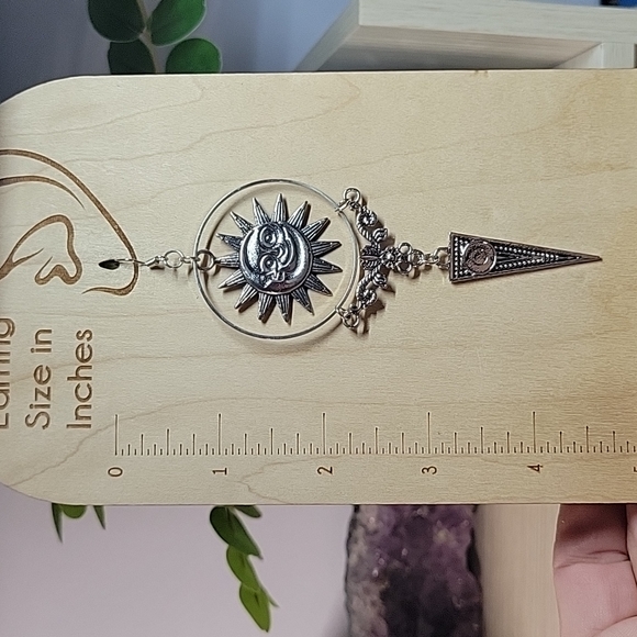 Vintage Style Oversized Celestial Drop Earrings - Picture 3 of 6